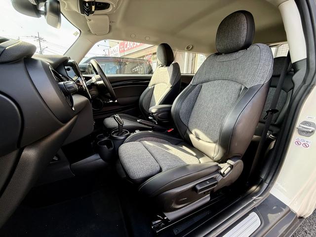 MINI クーパーD 法定整備付 純正ナビ 禁煙 ツートン Bカメラ キーレス プッシュスタート ドライブレコーダー(25枚目)