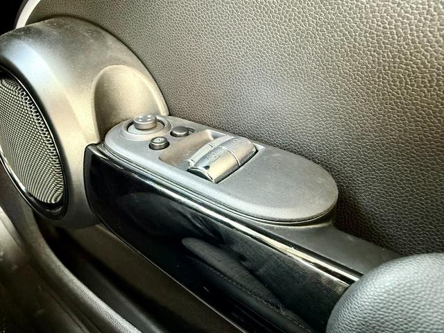 MINI クーパーD 法定整備付 純正ナビ 禁煙 ツートン Bカメラ キーレス プッシュスタート ドライブレコーダー(34枚目)