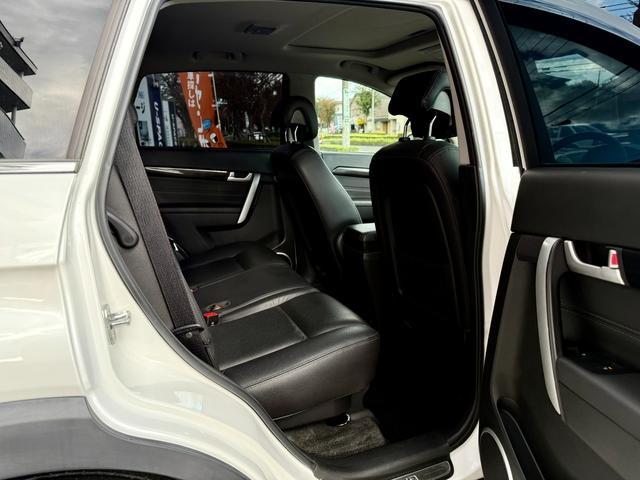 シボレーキャプティバ ベースグレード 法定整備付 純正ナビTV SR 黒革 禁煙 ETC 前席&後席シートヒーター バックカメラ(23枚目)