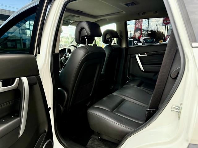 シボレーキャプティバ ベースグレード 法定整備付 純正ナビTV SR 黒革 禁煙 ETC 前席&後席シートヒーター バックカメラ(25枚目)