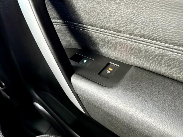 シボレーキャプティバ ベースグレード 法定整備付 純正ナビTV SR 黒革 禁煙 ETC 前席&後席シートヒーター バックカメラ(31枚目)