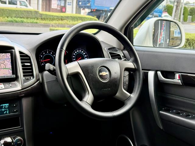 シボレーキャプティバ ベースグレード 法定整備付 純正ナビTV SR 黒革 禁煙 ETC 前席&後席シートヒーター バックカメラ(33枚目)