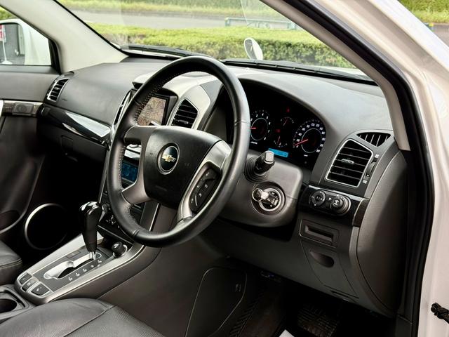 シボレーキャプティバ ベースグレード 法定整備付 純正ナビTV SR 黒革 禁煙 ETC 前席&後席シートヒーター バックカメラ(35枚目)