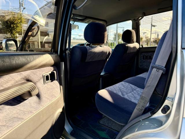 ランドクルーザープラド TXリミテッド 法定整備付 ナビ ETC 4WD 8人乗 ガソリン RZJ95W(23枚目)