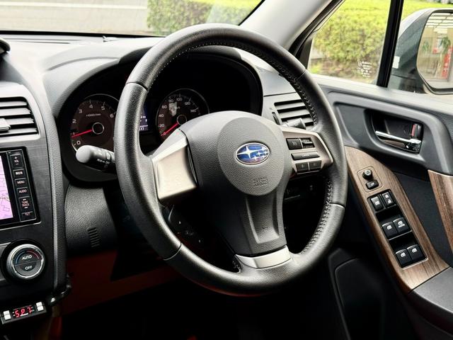 フォレスター 2.0i-L 法定整備付 ナビTV Bluetooth HID 6MT AWD キーレスキー エンジンブロック交換済 クラッチ交換済 ウォーターポンプ交換済(32枚目)