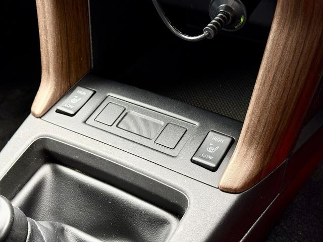 フォレスター 2.0i-L 法定整備付 ナビTV Bluetooth HID 6MT AWD キーレスキー エンジンブロック交換済 クラッチ交換済 ウォーターポンプ交換済(41枚目)