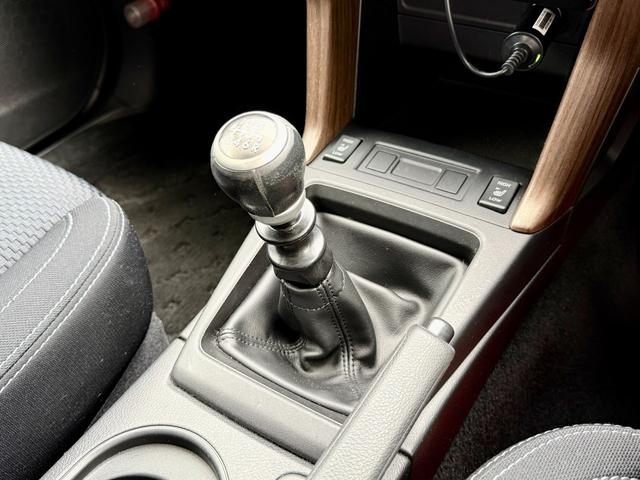 フォレスター 2.0i-L 法定整備付 ナビTV Bluetooth HID 6MT AWD キーレスキー エンジンブロック交換済 クラッチ交換済 ウォーターポンプ交換済(42枚目)