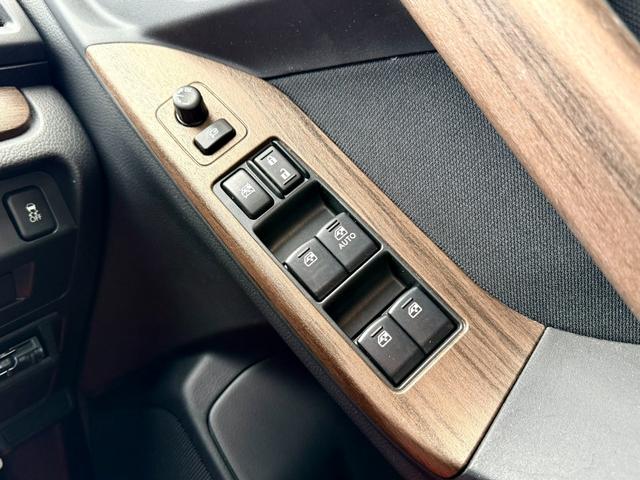 フォレスター 2.0i-L 法定整備付 ナビTV Bluetooth HID 6MT AWD キーレスキー エンジンブロック交換済 クラッチ交換済 ウォーターポンプ交換済(46枚目)