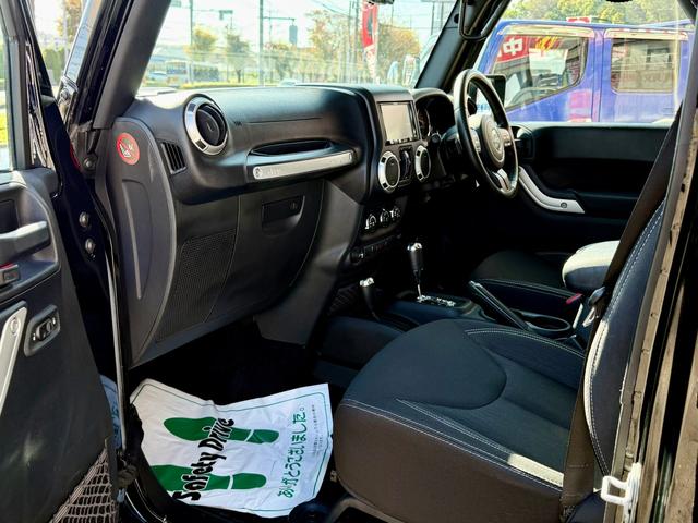 ジープ・ラングラーアンリミテッド サハラ 法定整備付 ナビTV ETC ALPINEサウンド WF PERFORMANCEサイドステップ グッドリッチT/Aタイヤ 地デジフルセグ Bluetooth音楽 盗難防止システム メモリナビ パワステ(30枚目)