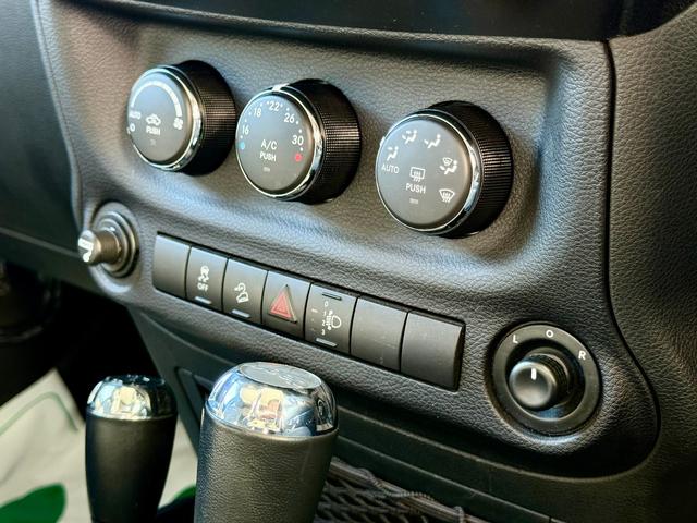 ジープ・ラングラーアンリミテッド サハラ 法定整備付 ナビTV ETC ALPINEサウンド WF PERFORMANCEサイドステップ グッドリッチT/Aタイヤ 地デジフルセグ Bluetooth音楽 盗難防止システム メモリナビ パワステ(47枚目)