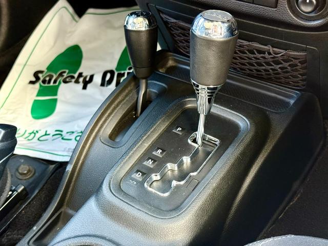 ジープ・ラングラーアンリミテッド サハラ 法定整備付 ナビTV ETC ALPINEサウンド WF PERFORMANCEサイドステップ グッドリッチT/Aタイヤ 地デジフルセグ Bluetooth音楽 盗難防止システム メモリナビ パワステ(48枚目)