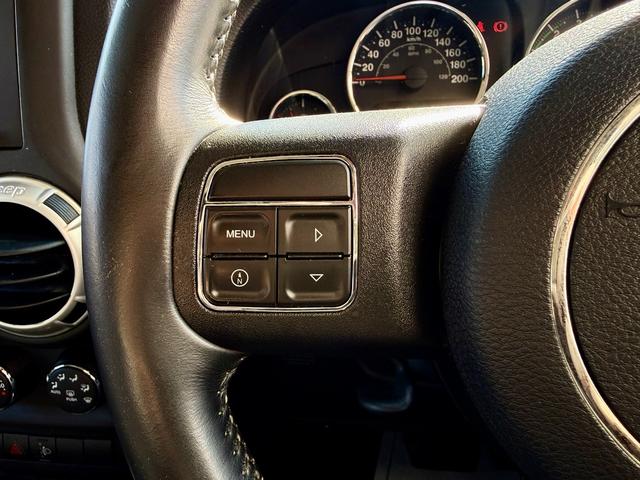 ジープ・ラングラーアンリミテッド サハラ 法定整備付 ナビTV ETC ALPINEサウンド WF PERFORMANCEサイドステップ グッドリッチT/Aタイヤ 地デジフルセグ Bluetooth音楽 盗難防止システム メモリナビ パワステ(49枚目)