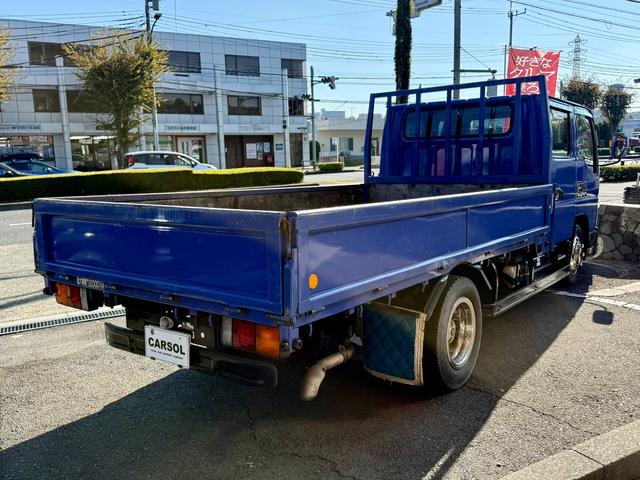 キャンター 　ダブルキャブ　６ｍロング　積載量２トン　５ＭＴ　６人乗　ディーゼル　ＦＥ７２ＤＥ　原動機４Ｍ５０　長さ６０４幅１８９高さ２０８　カスタム　左電動格納ミラー　ＥＴＣ（16枚目）