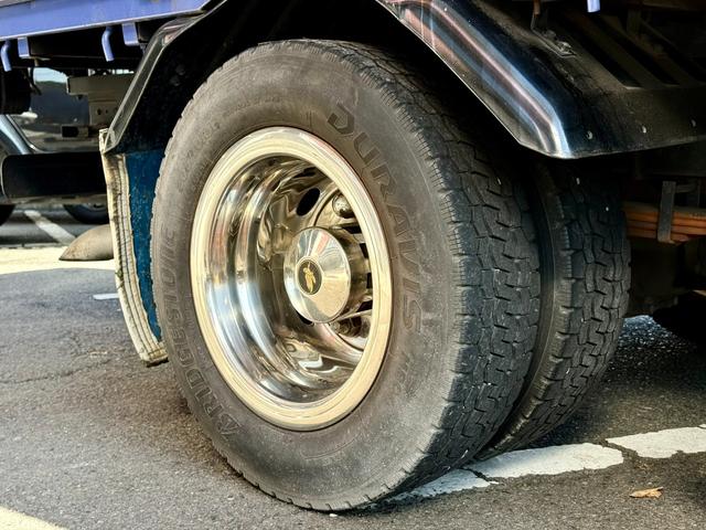 キャンター 　ダブルキャブ　６ｍロング　積載量２トン　５ＭＴ　６人乗　ディーゼル　ＦＥ７２ＤＥ　原動機４Ｍ５０　長さ６０４幅１８９高さ２０８　カスタム　左電動格納ミラー　ＥＴＣ（21枚目）