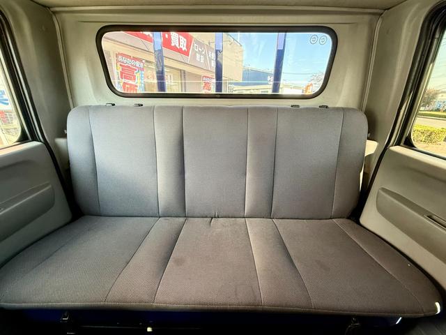 キャンター 　ダブルキャブ　６ｍロング　積載量２トン　５ＭＴ　６人乗　ディーゼル　ＦＥ７２ＤＥ　原動機４Ｍ５０　長さ６０４幅１８９高さ２０８　カスタム　左電動格納ミラー　ＥＴＣ（28枚目）