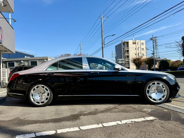 Sクラス S550ロング 法定整備付 マイバッハ仕様 SR黒革 右H シルバー×ブラックツートン 全方位カメラ 電動サンシェード パノラミックスライディングルーフ YouTube動画公開中 フルセグ 整備記録簿 禁煙(17枚目)