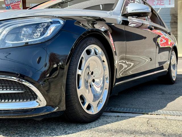 Sクラス S550ロング 法定整備付 マイバッハ仕様 SR黒革 右H シルバー×ブラックツートン 全方位カメラ 電動サンシェード パノラミックスライディングルーフ YouTube動画公開中 フルセグ 整備記録簿 禁煙(22枚目)