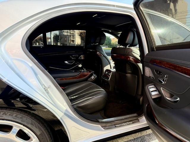 Sクラス S550ロング 法定整備付 マイバッハ仕様 SR黒革 右H シルバー×ブラックツートン 全方位カメラ 電動サンシェード パノラミックスライディングルーフ YouTube動画公開中 フルセグ 整備記録簿 禁煙(24枚目)
