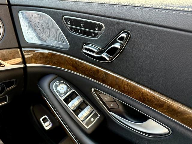 Sクラス S550ロング 法定整備付 マイバッハ仕様 SR黒革 右H シルバー×ブラックツートン 全方位カメラ 電動サンシェード パノラミックスライディングルーフ YouTube動画公開中 フルセグ 整備記録簿 禁煙(39枚目)