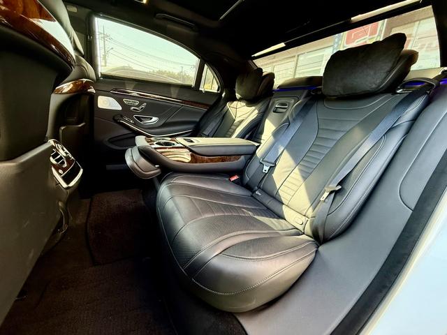 Sクラス S550ロング 法定整備付 マイバッハ仕様 SR黒革 右H シルバー×ブラックツートン 全方位カメラ 電動サンシェード パノラミックスライディングルーフ YouTube動画公開中 フルセグ 整備記録簿 禁煙(50枚目)