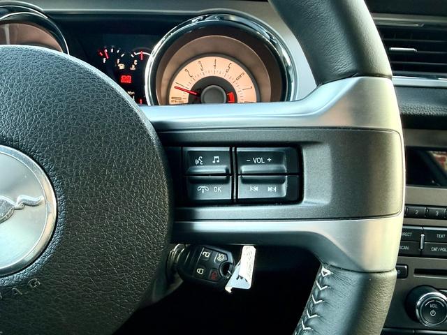 マスタング Ｖ６　プレミアム　法定整備付　６速ＭＴ　２０１２年モデル　新並　ＲＴＲ１９インチＡＷ　ラウシュエアロ＆マフラー（42枚目）