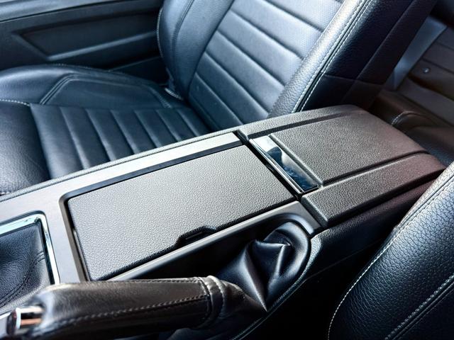 マスタング Ｖ６　プレミアム　法定整備付　６速ＭＴ　２０１２年モデル　新並　ＲＴＲ１９インチＡＷ　ラウシュエアロ＆マフラー（43枚目）