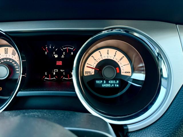 マスタング Ｖ６　プレミアム　法定整備付　６速ＭＴ　２０１２年モデル　新並　ＲＴＲ１９インチＡＷ　ラウシュエアロ＆マフラー（46枚目）