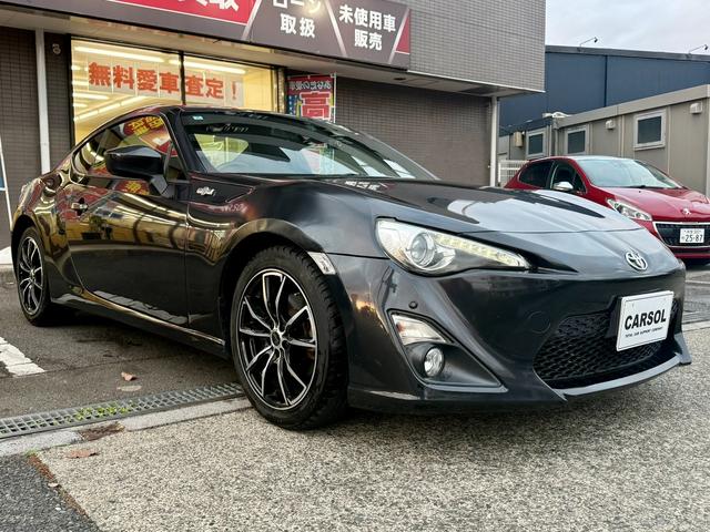 ８６ ＧＴ　法定整備付　ナビ　Ｂカメラ　パドルシフト　ＥＴＣ　スマートキー　プッシュスタート　ダークグレーメタリック（10枚目）