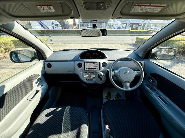 シエンタ X 純正ナビ 電動スライドドア(4枚目)