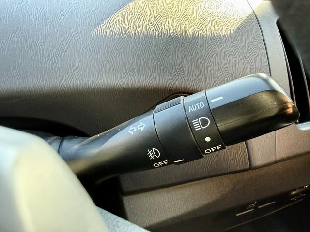 プリウス Ｓ　法定整備付　ナビＴＶ　Ｂカメラ　ＥＴＣ　純正ＡＷ（43枚目）