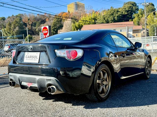 86 GT 車検整備付 HKSマフラー RAYSアルミ 6MT ナビ Bluetooth Bカメラ HIDライト フォグ スマートキー プッシュスタート オートライト(17枚目)