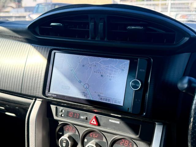 86 GT 車検整備付 HKSマフラー RAYSアルミ 6MT ナビ Bluetooth Bカメラ HIDライト フォグ スマートキー プッシュスタート オートライト(34枚目)