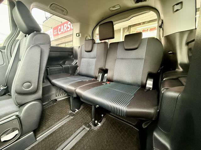 ヴォクシー ＺＳ　車検整備付　ナビＴＶ　Ｂカメラ　両電スラ　ドラレコ　Ｂｌｕｅｔｏｏｔｈ　ＢＴ接続　電動格納ドアミラー　ＳＤナビゲーション　地デジ　盗難防止システム　ハイビームアシスト　オートエアコン　衝突安全ボディ（30枚目）