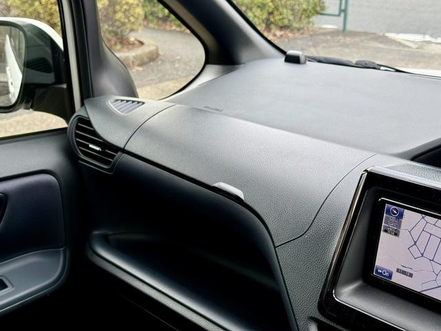 ヴォクシー ＺＳ　車検整備付　ナビＴＶ　Ｂカメラ　両電スラ　ドラレコ　Ｂｌｕｅｔｏｏｔｈ　ＢＴ接続　電動格納ドアミラー　ＳＤナビゲーション　地デジ　盗難防止システム　ハイビームアシスト　オートエアコン　衝突安全ボディ（37枚目）