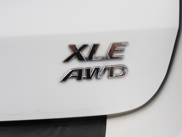 シエナ ＸＬＥ　ＡＷＤ　ＡＷＤ　１８インチＡＷ　サンルーフ　ルーフレール　パワーシート　シートヒーター　レザーシート　両側電動シート　ＡＬＰＩＮＥナビ　後席モニター　地デジ　Ｂｌｕｅｔｏｏｔｈ　バックカメラ　ＥＴＣ　キーレス（12枚目）