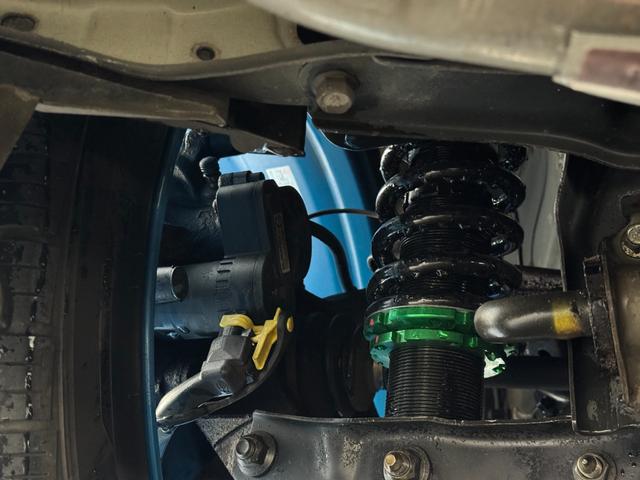 レヴォーグ １．６ＧＴ－Ｓアイサイト　ＷＯＲＫアルミ　ＨＳＤ車高調　ガナドールマフラー　バックモニター　ナビ　ビルトインＥＴＣ（15枚目）