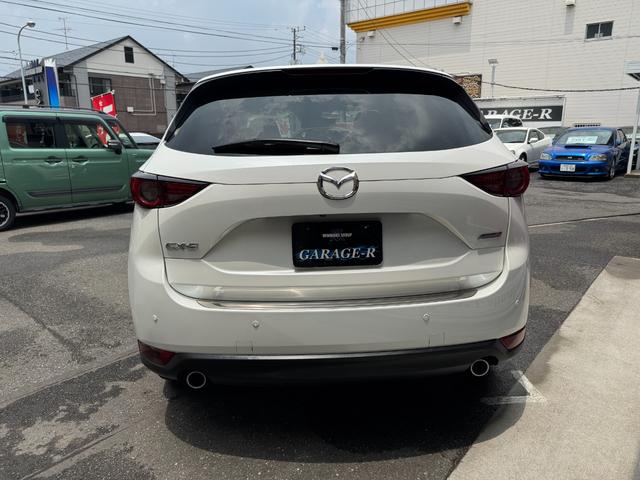 ＣＸ－５ ＸＤ　Ｌパッケージ　ＢＯＳＥサウンドシステム　（ＡＵＤＩＯＰＩＬＯＴ２＋ＣｅｎｔｅｒＰｏｉｎｔ２）１０スピーカー　純正１７インチ７ＪＡＷダークシルバー塗装　マツダコネクト　コーナーセンサー　ミラー型ドラレコ　サイドカメラ（8枚目）