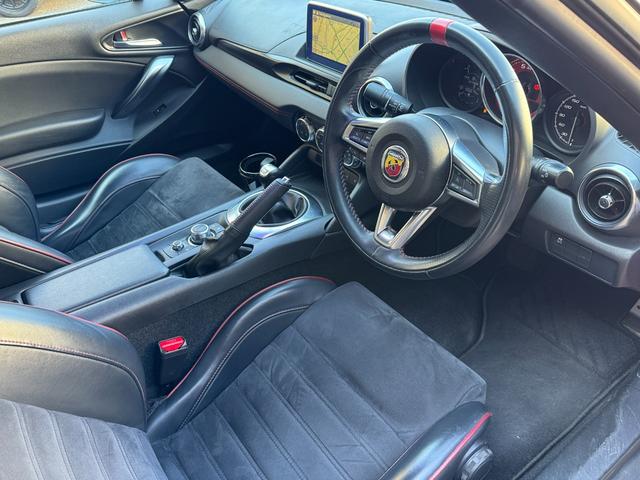 アバルト124 スパイダー ベースグレード ノーマル ブレンボキャリパー ナビ TV Bluetooth タイベル・ウォーターポンプ交換込(26枚目)