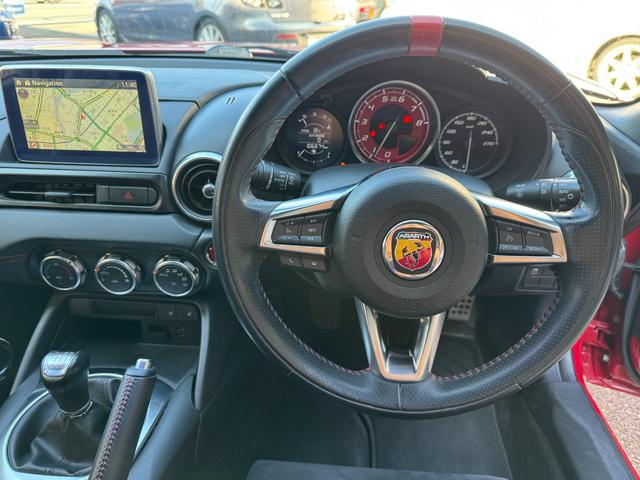 アバルト124 スパイダー ベースグレード ノーマル ブレンボキャリパー ナビ TV Bluetooth タイベル・ウォーターポンプ交換込(32枚目)