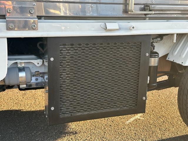 ハイゼットトラック 冷蔵冷凍車　中温‐５℃設定　日章冷凍２コンプレッサー仕様　冷蔵冷凍車　中温‐５℃設定　日章冷凍２コンプレッサー仕様　薄型エバポレータ　両側スライド扉　ＡＢＳ　樹脂製スノコ　庫内ライト　バックカメラ（46枚目）