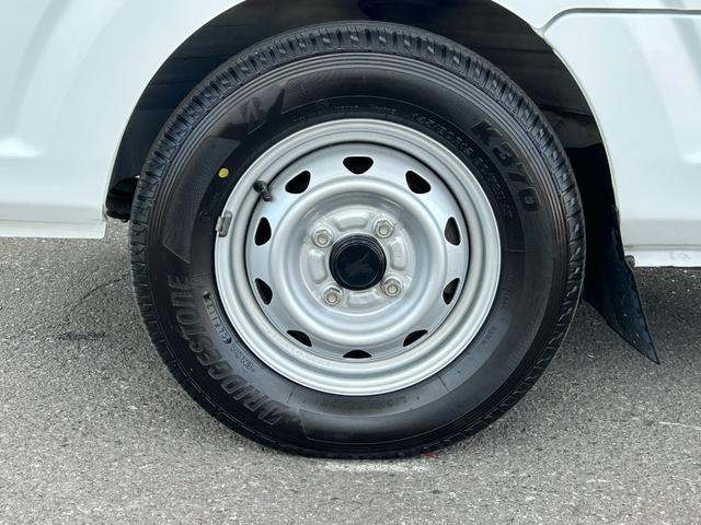 ＮＴ１００クリッパートラック 低温冷蔵冷凍車　－２５℃設定　日章冷凍２コンプレッサー仕様　薄箱５０ｍｍ仕様　薄型エバポレータ　片側スライドドア　リヤロックロット扉　助手席エアバッグ　ＡＢＳ　バックカメラ　ＥＴＣ　左右９０度ストッパー　樹脂製スノコ　庫内ライト（50枚目）