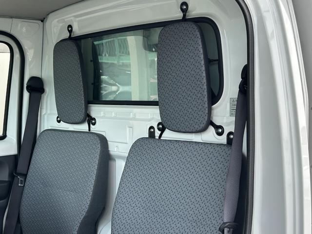 キャリイトラック 低温冷蔵冷凍車　－３０℃設定　菱重コールドチェーン２コンプレッサー仕様　薄箱仕様　片側スライドドア　リヤワンタッチ扉　パワーウィンドウ　助手席エアバック　ＡＢＳ　ＥＴＣ　左右９０度ストッパー　樹脂製スノコ　庫内ライト　荷箱カギ（33枚目）