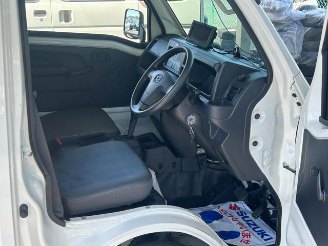 ハイゼットトラック FRP中温冷蔵冷凍車 -7℃設定 ダイハツ純正 デンソー冷凍機 片側スライドドア リヤワンタッチ扉 助手席エアバック ABS ETC バックカメラ 90度ストッパー 樹脂製スノコ 庫内ライト 荷箱カギ(4枚目)