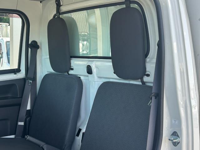 ハイゼットトラック FRP中温冷蔵冷凍車 -7℃設定 ダイハツ純正 デンソー冷凍機 片側スライドドア リヤワンタッチ扉 助手席エアバック ABS ETC バックカメラ 90度ストッパー 樹脂製スノコ 庫内ライト 荷箱カギ(33枚目)