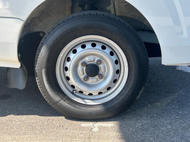 ハイゼットトラック FRP中温冷蔵冷凍車 -7℃設定 ダイハツ純正 デンソー冷凍機 片側スライドドア リヤワンタッチ扉 助手席エアバック ABS ETC バックカメラ 90度ストッパー 樹脂製スノコ 庫内ライト 荷箱カギ(51枚目)