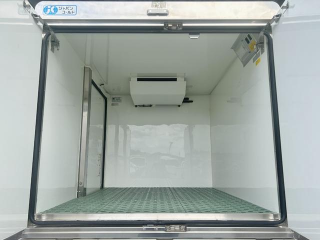 キャリイトラック 低温冷蔵冷凍車　－３０℃設定　菱重コールドチェーン冷凍機　２コンプレッサー仕様　薄箱仕様　片側スライドドア　リヤワンタッチ扉　キーレス　ＰＷ　ＥＴＣ　助手席エアバッグ　ＡＢＳ　左右９０度ストッパー　樹脂製スノコ　庫内ライト（16枚目）