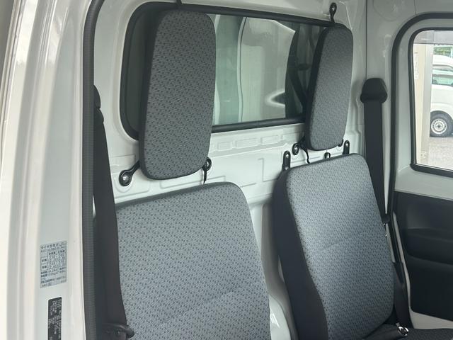 キャリイトラック 低温冷蔵冷凍車　－３０℃設定　菱重コールドチェーン冷凍機　２コンプレッサー仕様　薄箱仕様　片側スライドドア　リヤワンタッチ扉　キーレス　ＰＷ　ＥＴＣ　助手席エアバッグ　ＡＢＳ　左右９０度ストッパー　樹脂製スノコ　庫内ライト（24枚目）