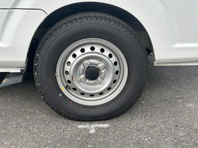 キャリイトラック 低温冷蔵冷凍車　－３０℃設定　菱重コールドチェーン冷凍機　２コンプレッサー仕様　薄箱仕様　片側スライドドア　リヤワンタッチ扉　キーレス　ＰＷ　ＥＴＣ　助手席エアバッグ　ＡＢＳ　左右９０度ストッパー　樹脂製スノコ　庫内ライト（51枚目）