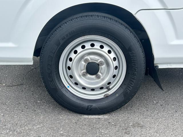 ＮＴ１００クリッパートラック 冷蔵冷凍車　－５℃設定　菱重コールドチェーン２コンプ仕様　菱重コールドチェーン２コンプレッサー冷凍機　片側スライドドア　リヤワンタッチ扉　バックカメラ　デジタルミラー　ＥＴＣ　９０度ストッパー　樹脂製スノコ　庫内ライト　荷箱カギ（47枚目）