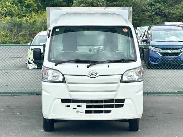 ハイゼットトラック 低温冷蔵冷凍車　－２２℃設定　ダイハツ純正　デンソー冷凍機　片側ドア　リヤロックロッド扉　キーレス　パワーウィンドウ　助手席エアバッグ　ＡＢＳ　９０度ストッパー　樹脂製スノコ　庫内ライト　荷箱カギ（7枚目）
